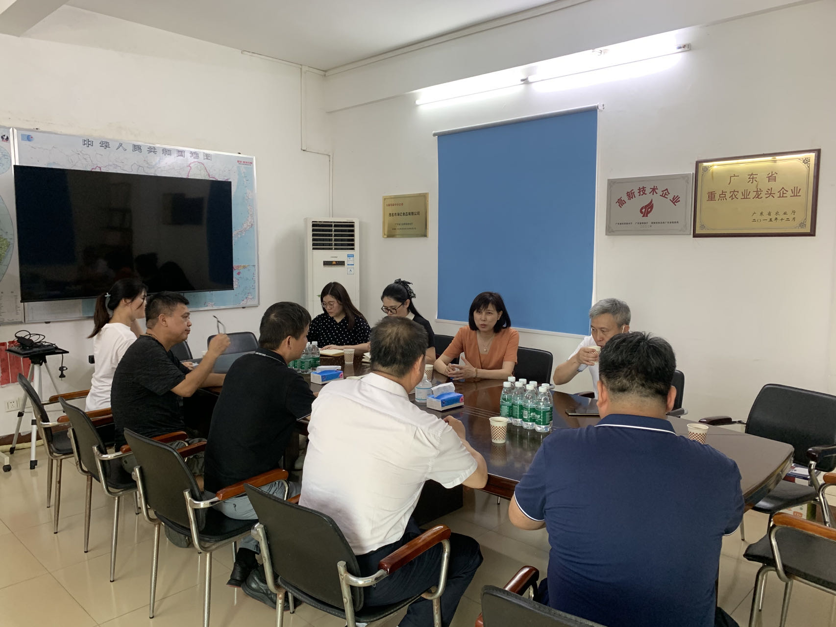 市場(chǎng)監(jiān)管部門開展秋季食品安全專項(xiàng)檢查